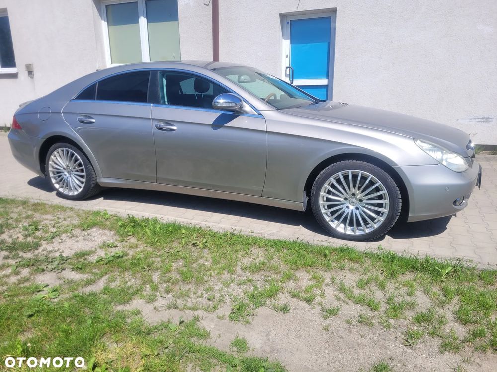 Mercedes-Benz CLS 500 - 13