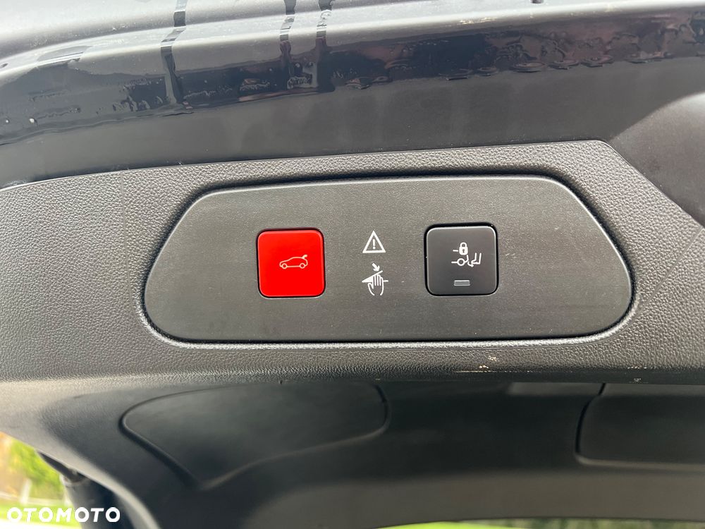 Opel Grandland X Plug-in-Hybrid4 1.6 DI Start/Stop Business Edition - 33