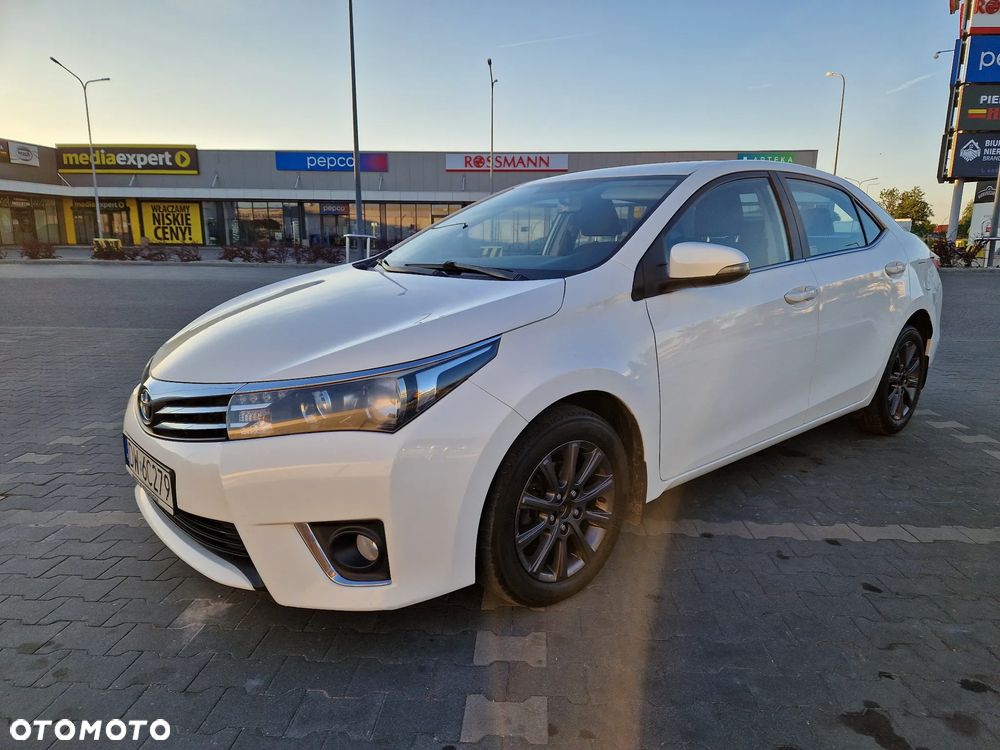 Toyota Corolla 1.6 Premium - 18