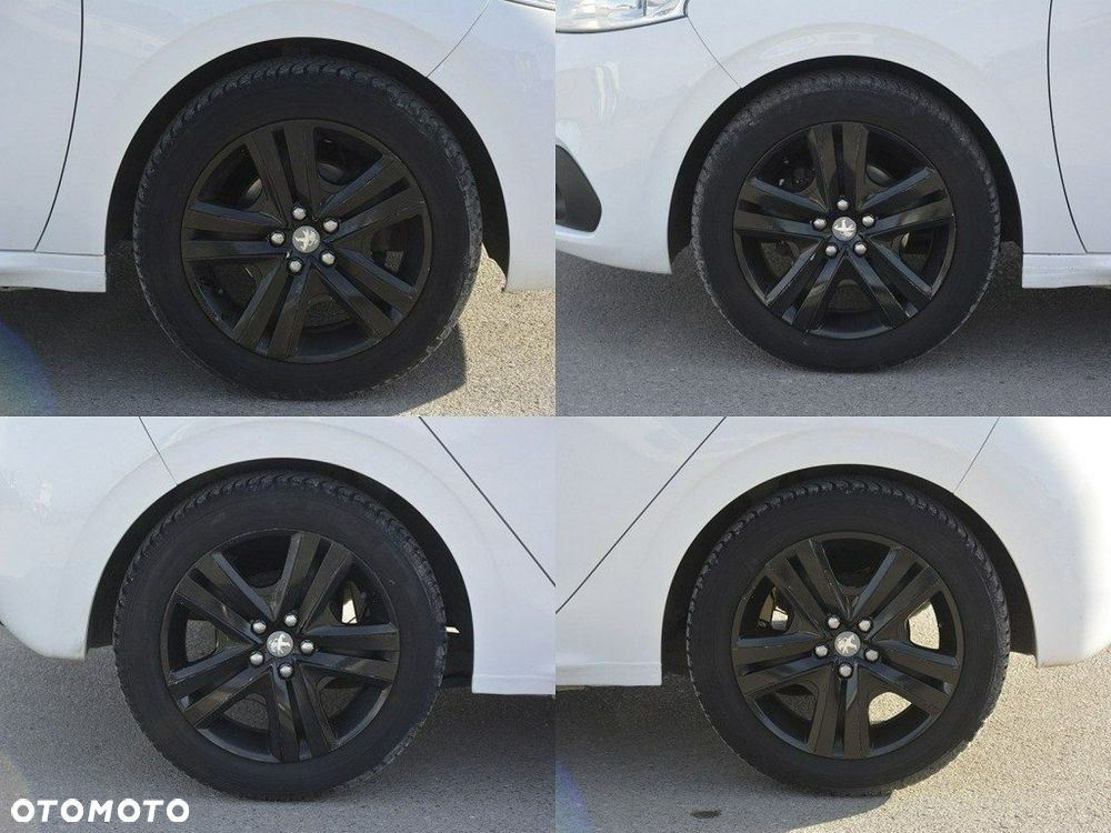 Peugeot 208 82 PureTech Style - 33