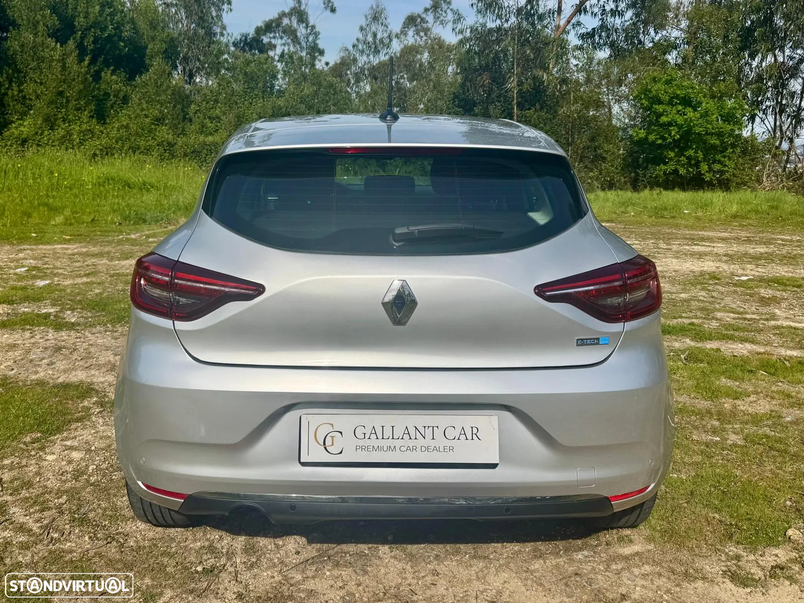 Renault Clio 1.6 E-Tech Full Hybrid Techno - 4