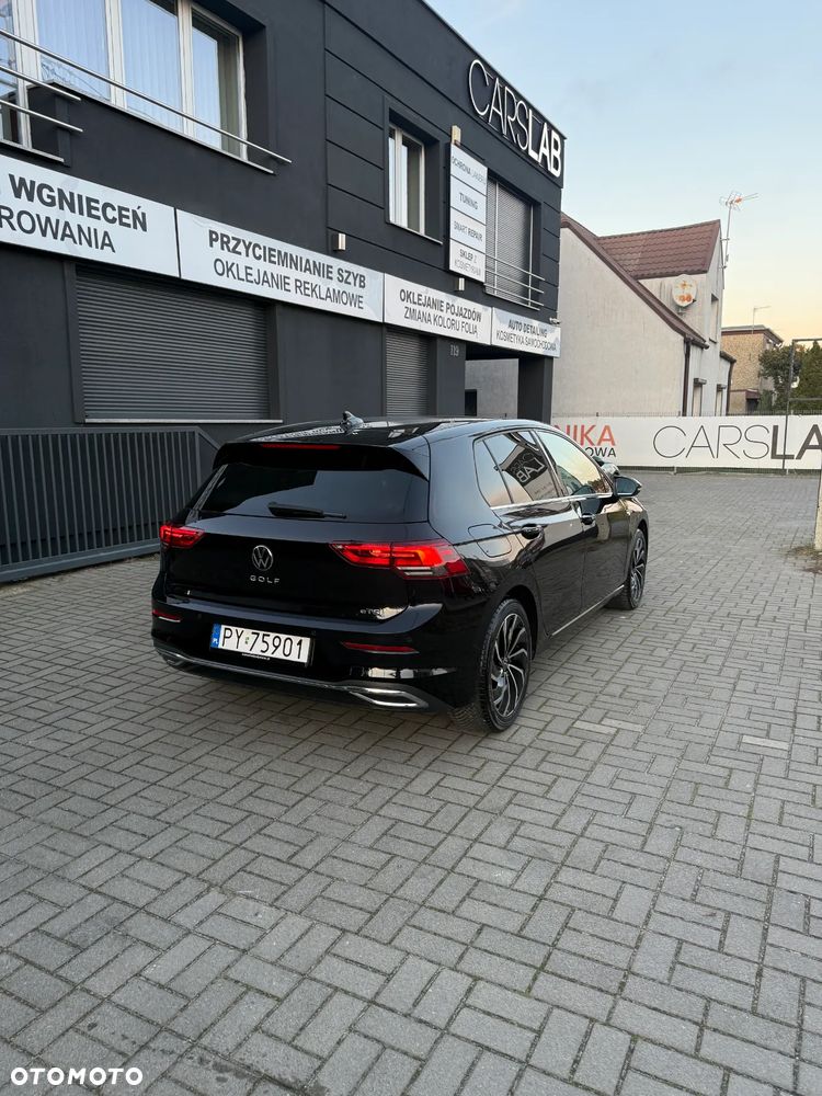 Volkswagen Golf - 9