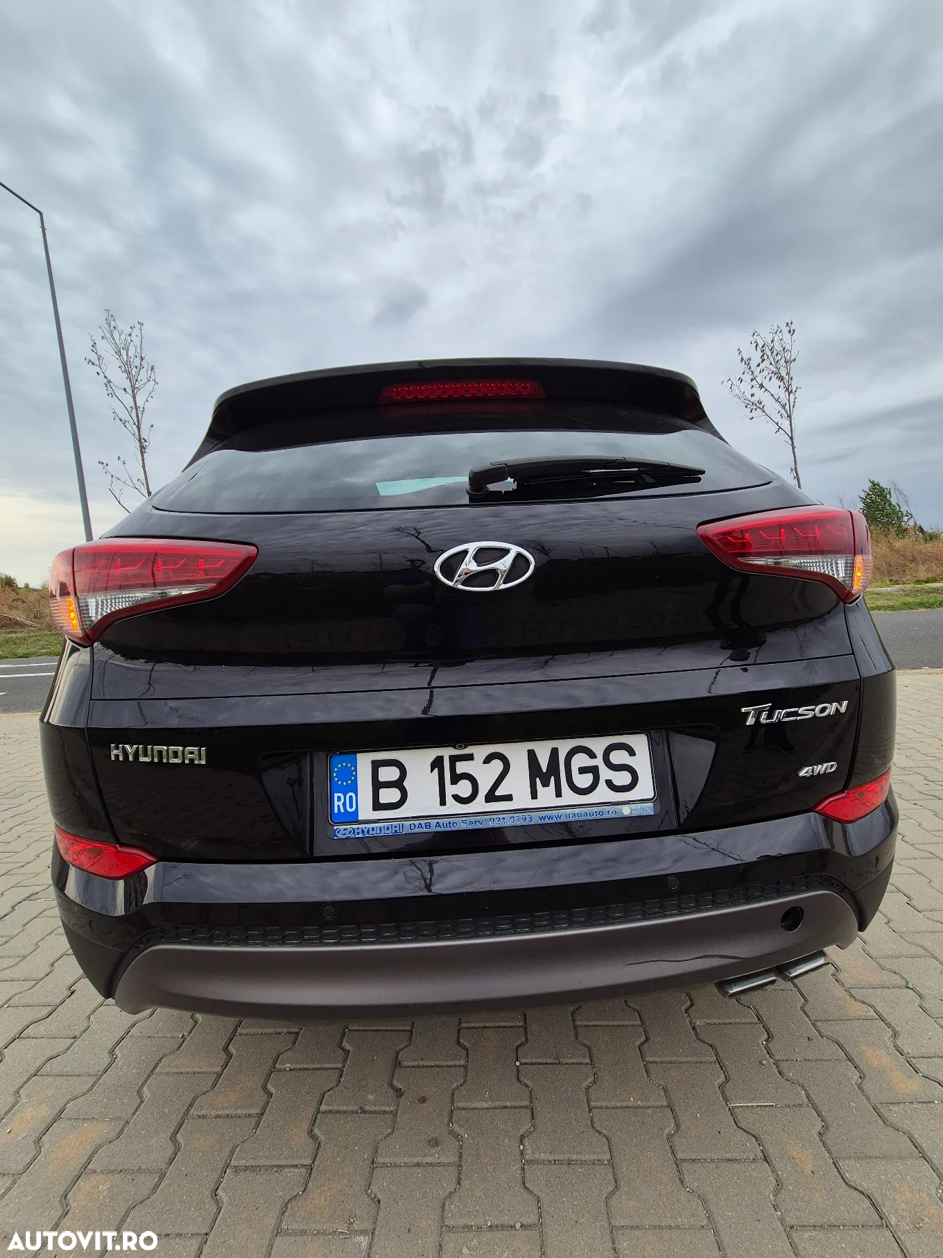 Hyundai Tucson 2.0 CRDI 4WD 6AT Luxury Pack+ - 11