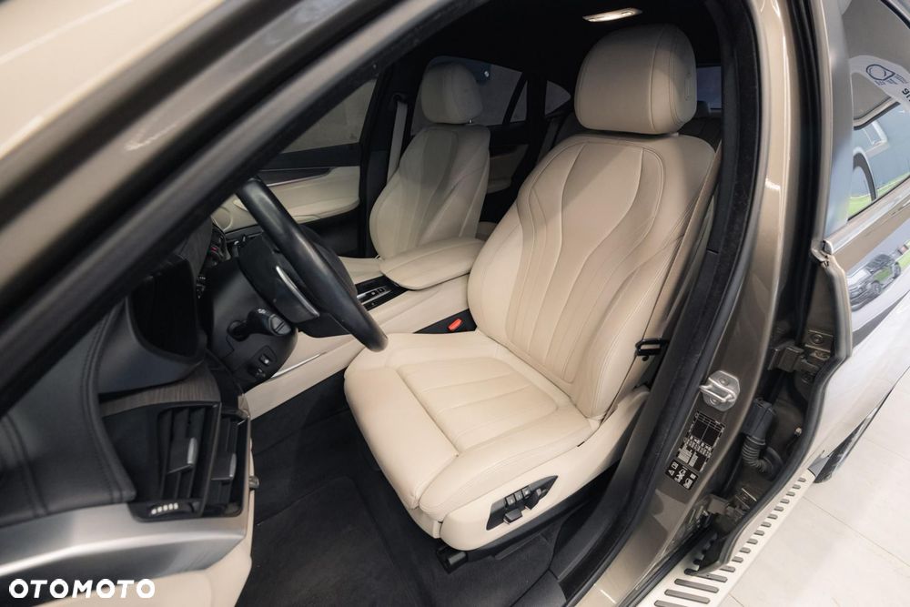 BMW X6 xDrive30d - 13