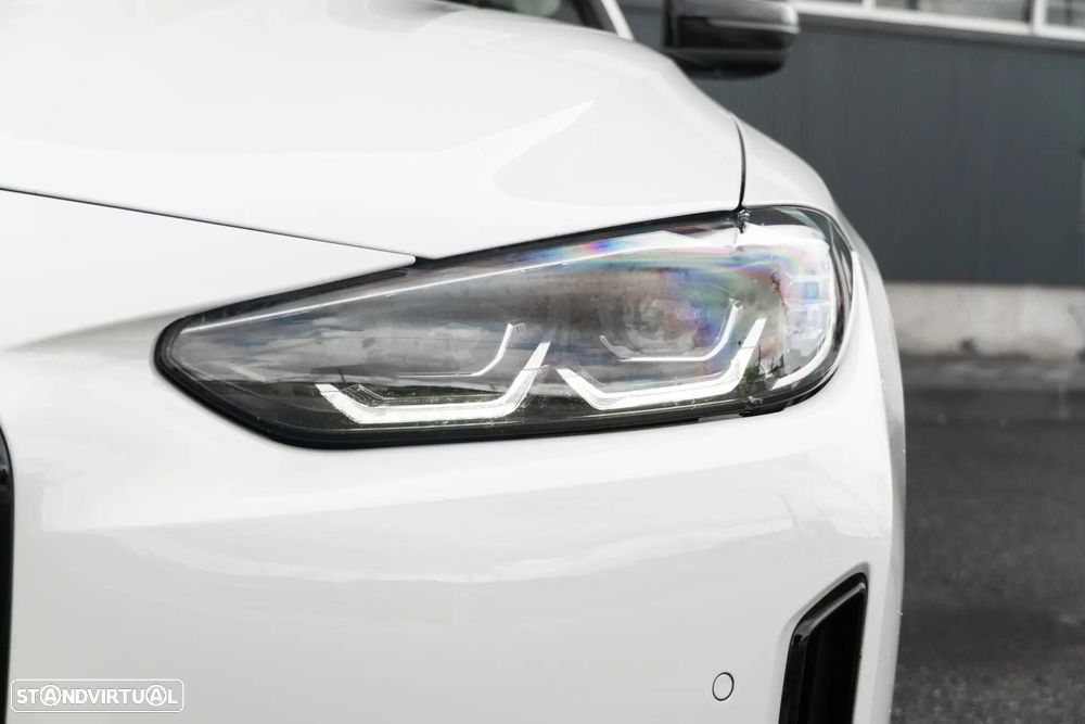 BMW i4 eDrive40 - 30