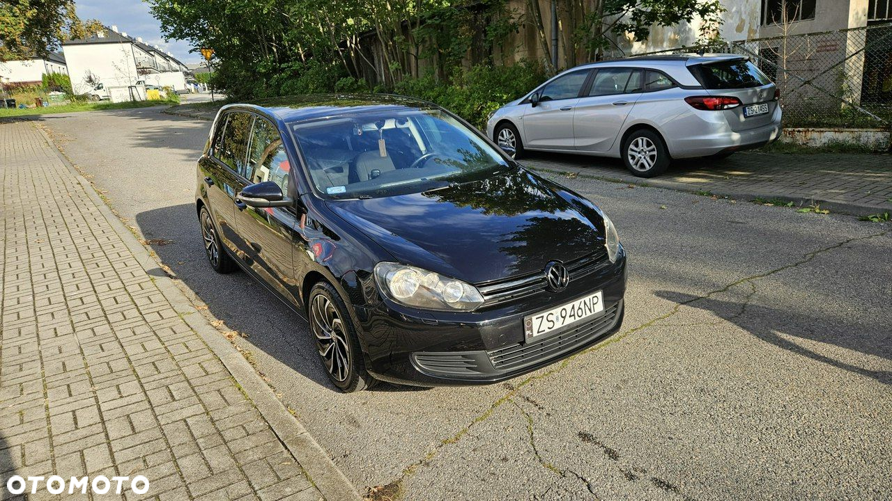 Volkswagen Golf VI 1.6 Comfortline - 5