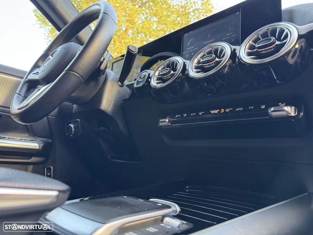 Mercedes-Benz EQA 250 Progressive - 36