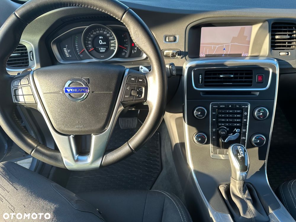 Volvo V60 - 8