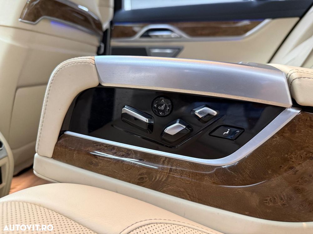 BMW Seria 7 740e iPerformance - 10