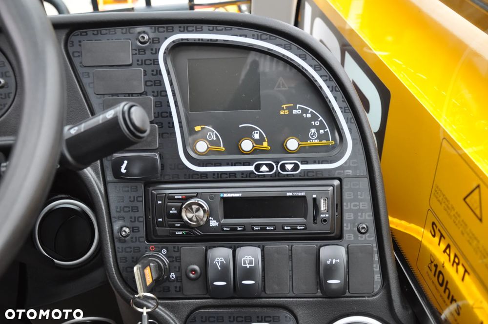 JCB 535-95 ŁADOWARKA TELESKOPOWA STAGE V 109 KM Mało MTG 572 Udźwig 3500 kg WYSOKOŚĆ ZAŁADUNKU 9,5 m Jak Nowa Klimatyzacja Widły do palet Szybkozłącze hydrauliczne - 11
