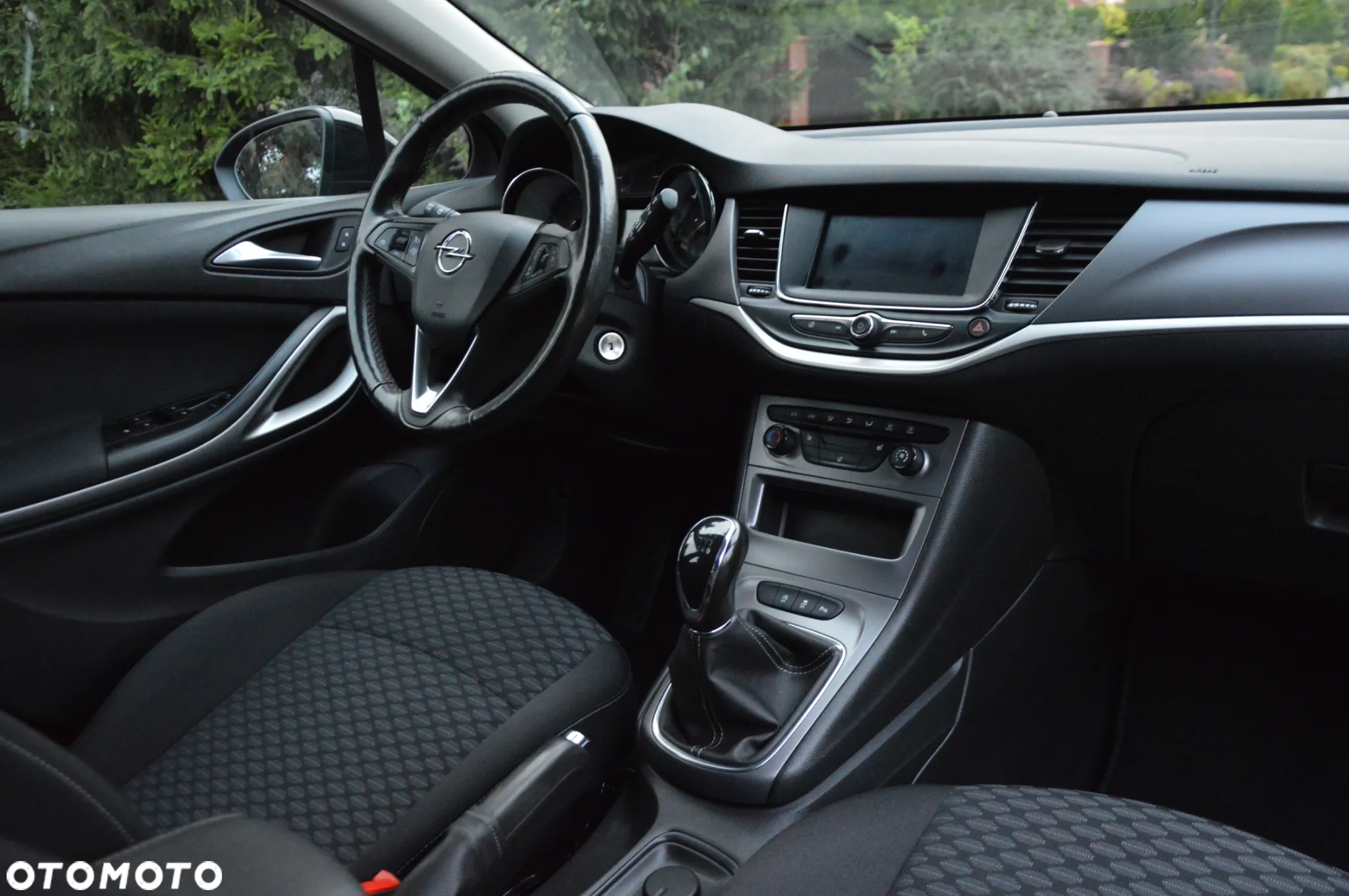 Opel Astra 1.2 Turbo Start/Stop Sports Tourer Edition - 23