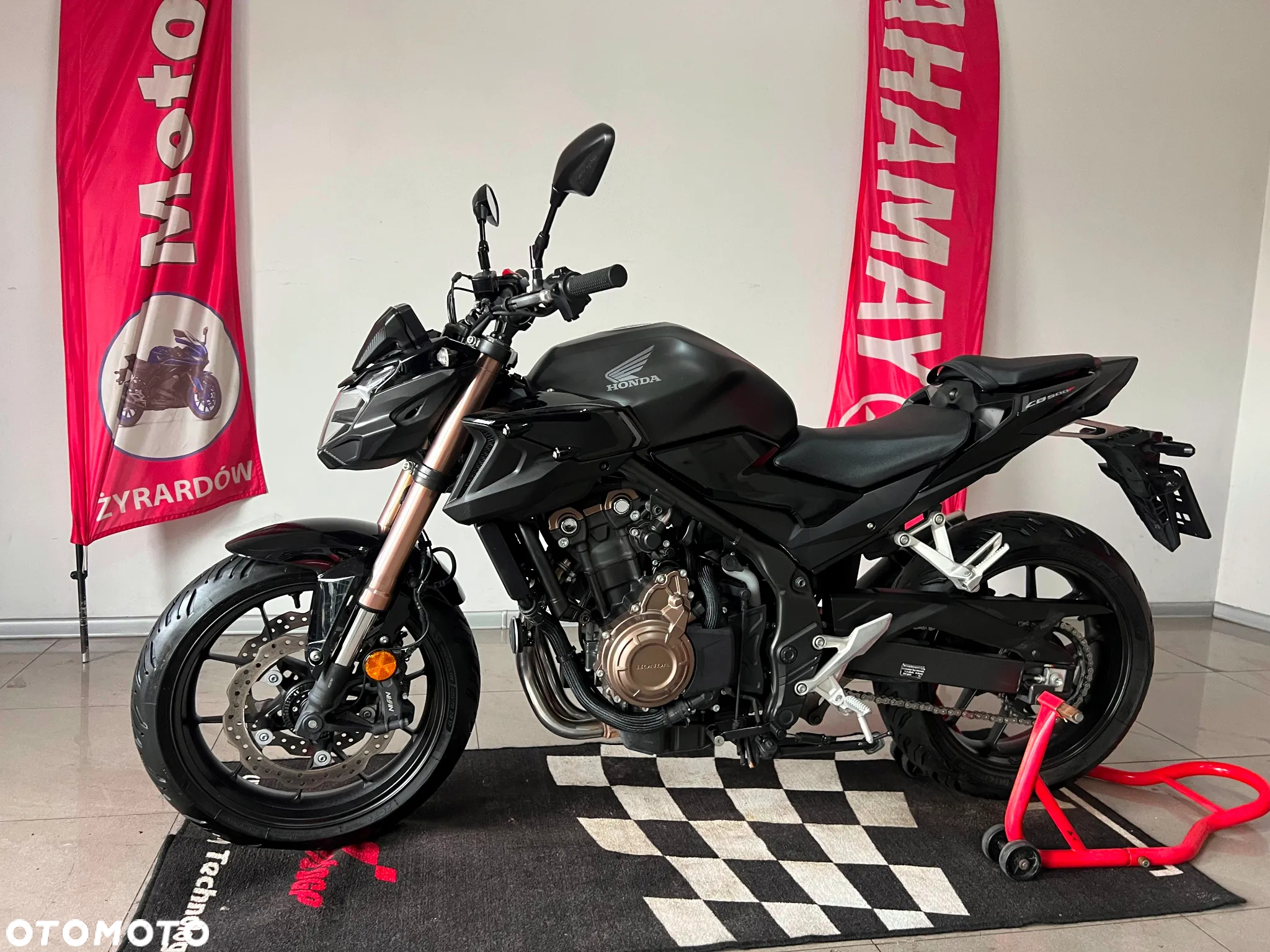 Honda CB - 3