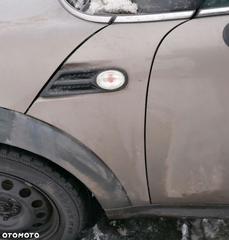 MINI COOPER ONE R55 CLUBMAN 11r BŁOTNIK LEWY PRZÓD PRZEDNI B37/1 - 1