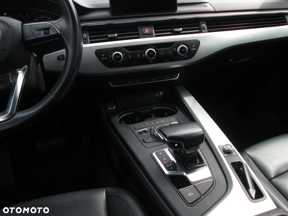 Audi A4 Avant 2.0 TDI S tronic - 14