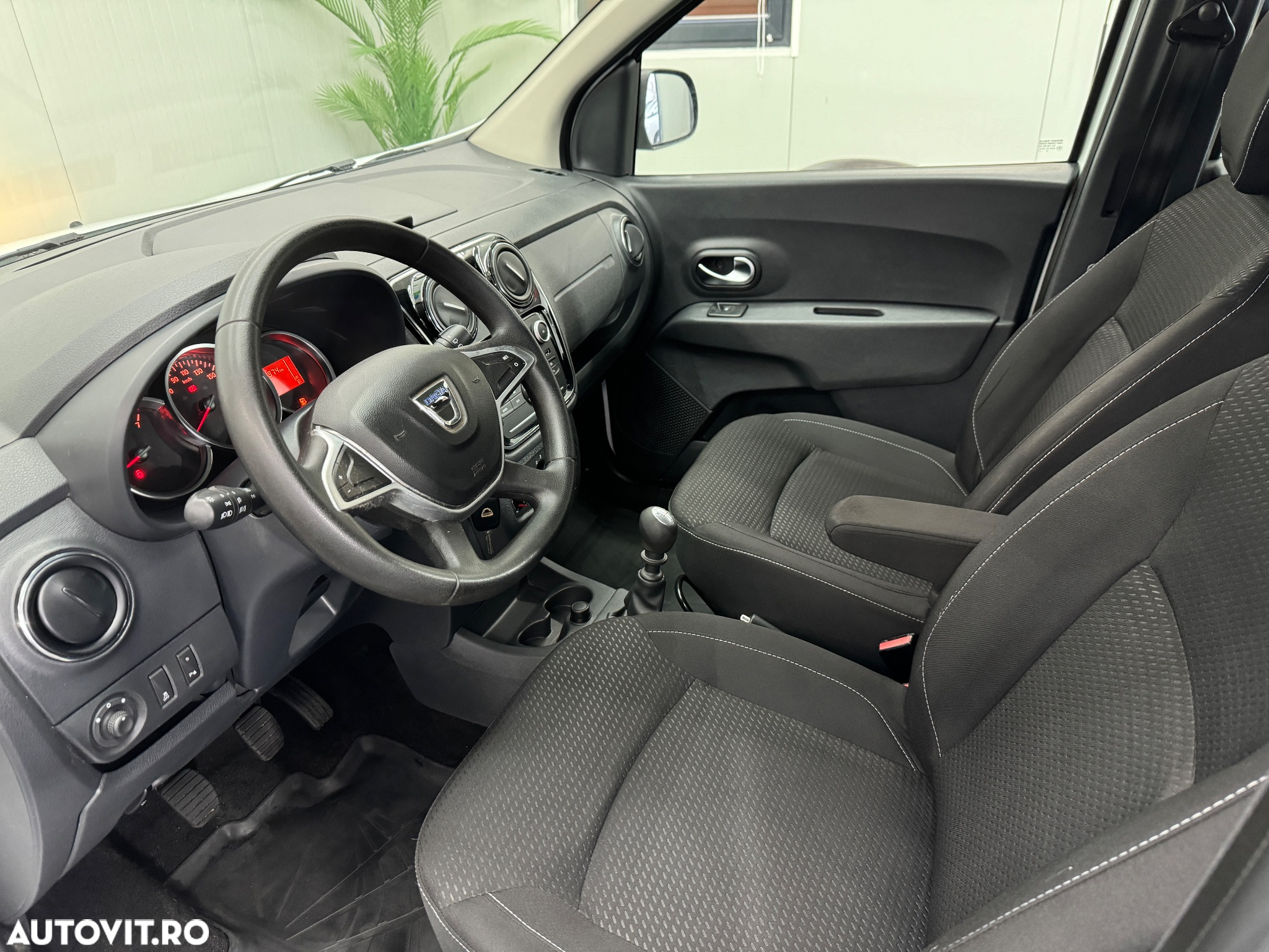 Dacia Lodgy 1.5 Blue dCi SL Techroad - 10