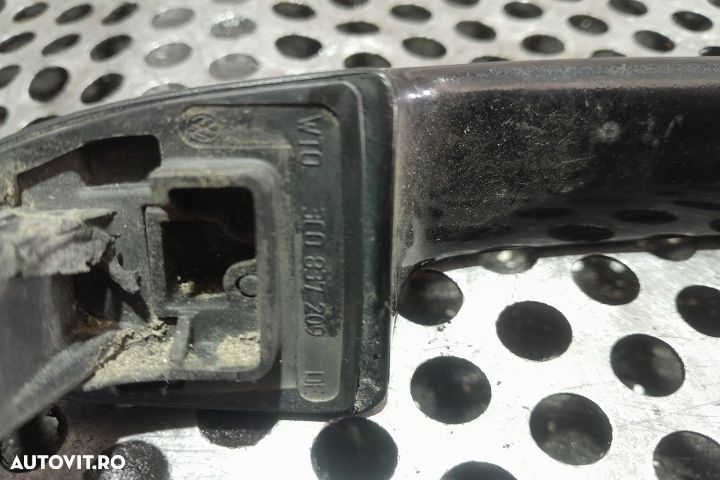 Suport maner deschidere din exterior usa fata stanga 3C0837209 3C0837 - 4