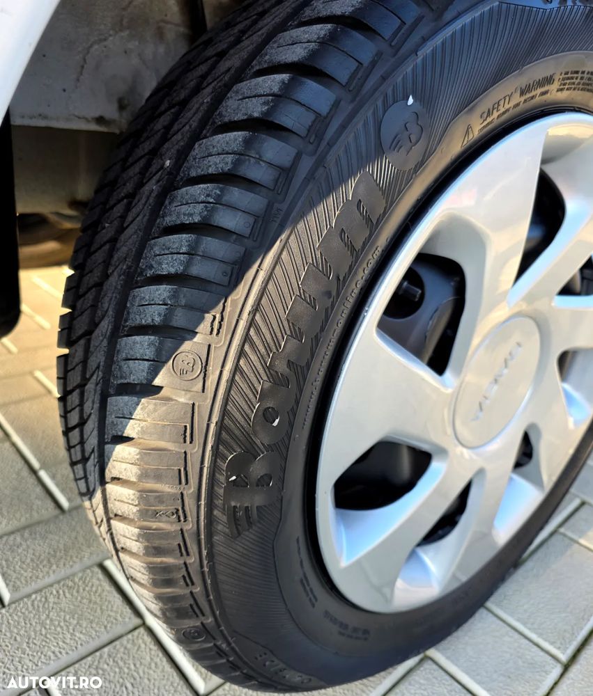 Dacia Logan 0.9 TCe SL PLUS - 21