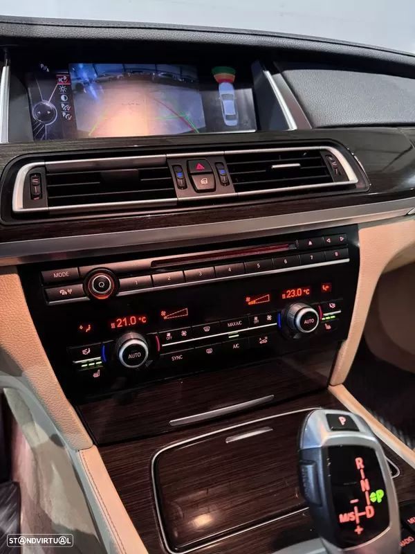 BMW 740 d — fotografia 31