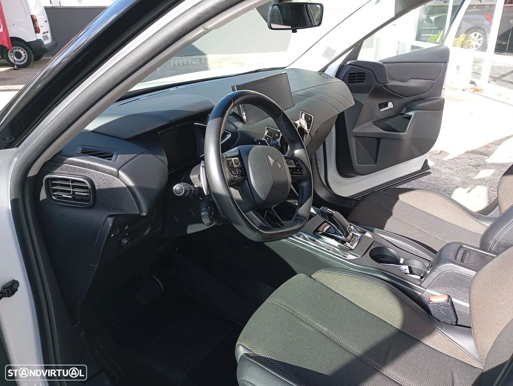 DS DS3 Crossback PureTech 130 Aut. PERFORMANCE LINE + - 4