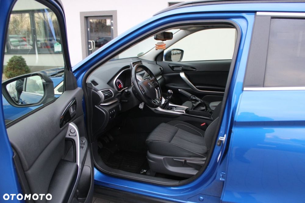 Mitsubishi Eclipse Cross - 27