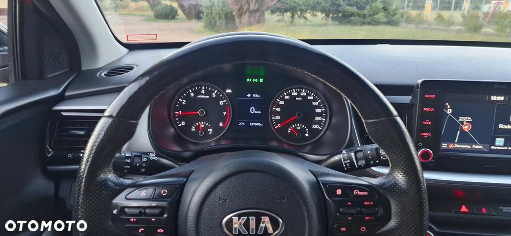 Kia Stonic 1.0 T-GDI OPF Platinum Edition - 36