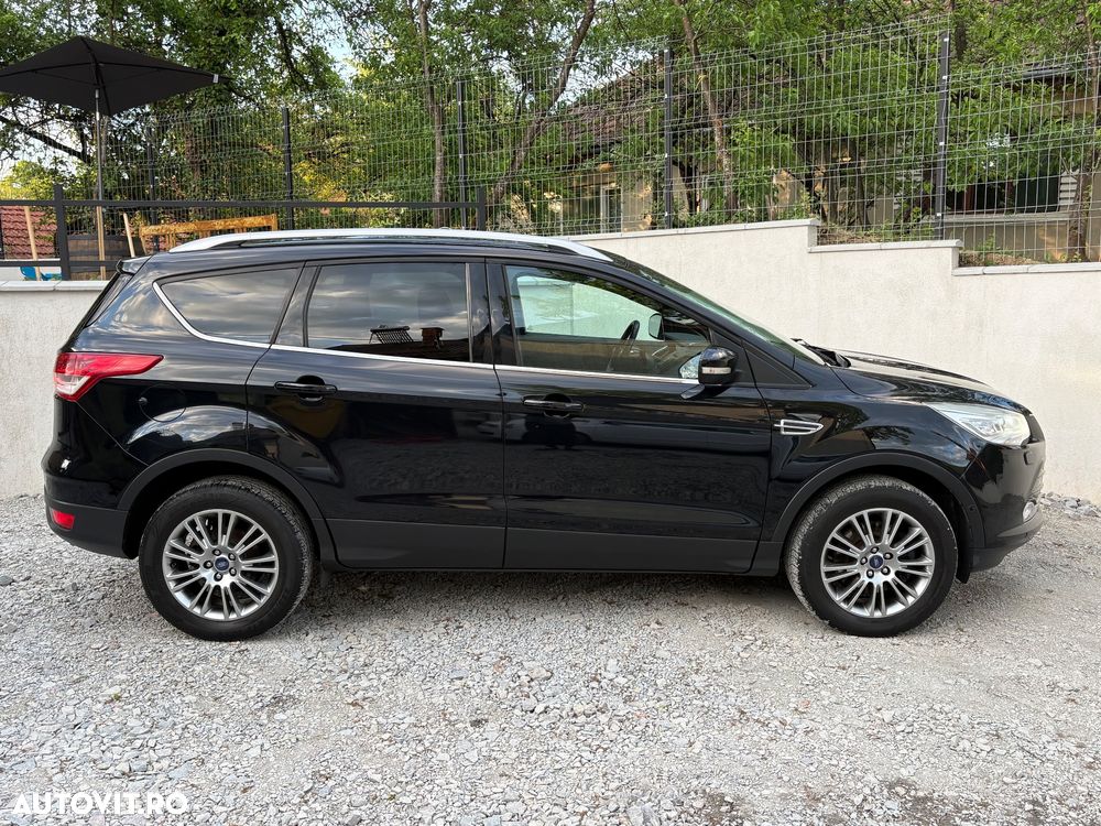 Ford Kuga 1.6 EcoBoost 4x4 Aut. Titanium - 7
