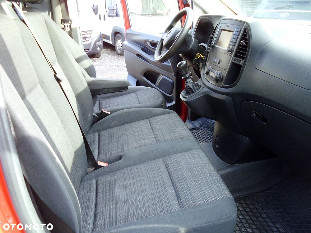 Mercedes-Benz VITO - 17