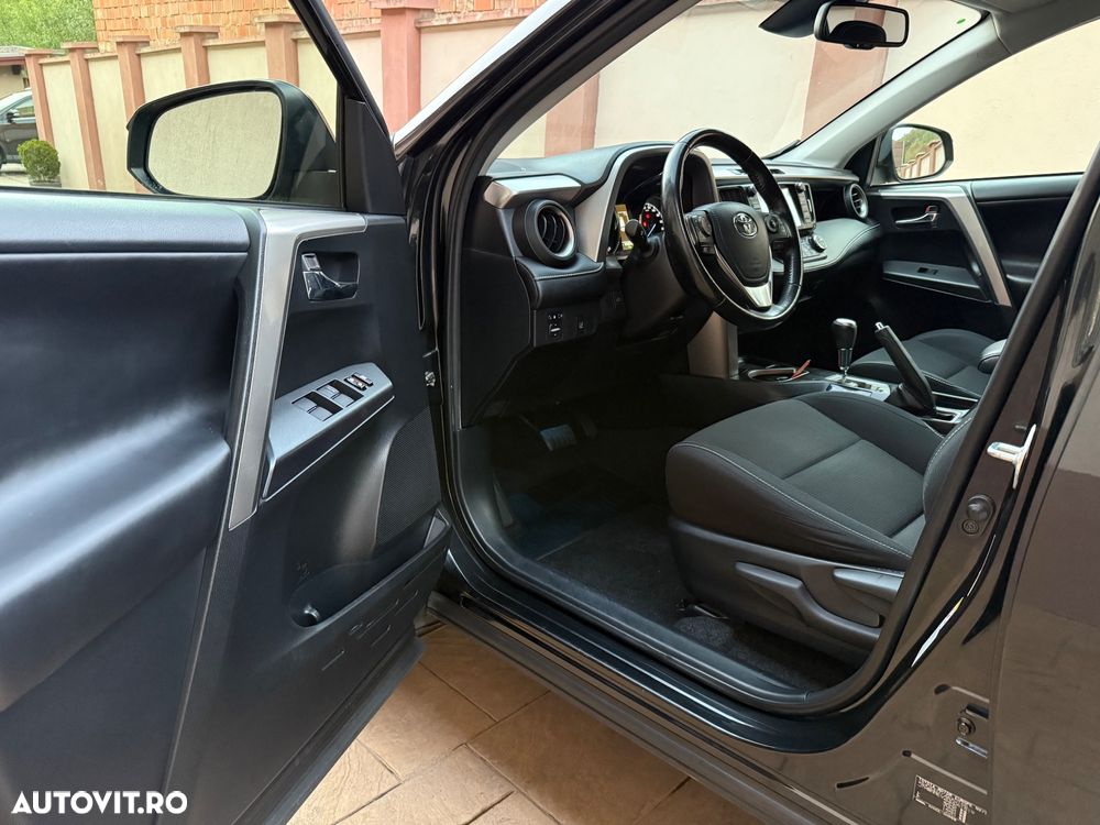 Toyota RAV4 - 17