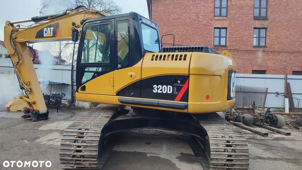 Caterpillar 320DL - 2