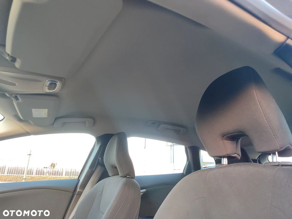 Volvo V40 D2 Momentum - 31