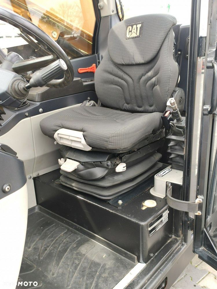 Caterpillar TH337C - 24