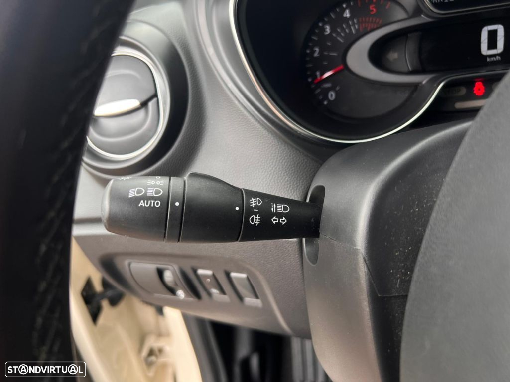 Renault Captur 1.5 dCi Exclusive - 17