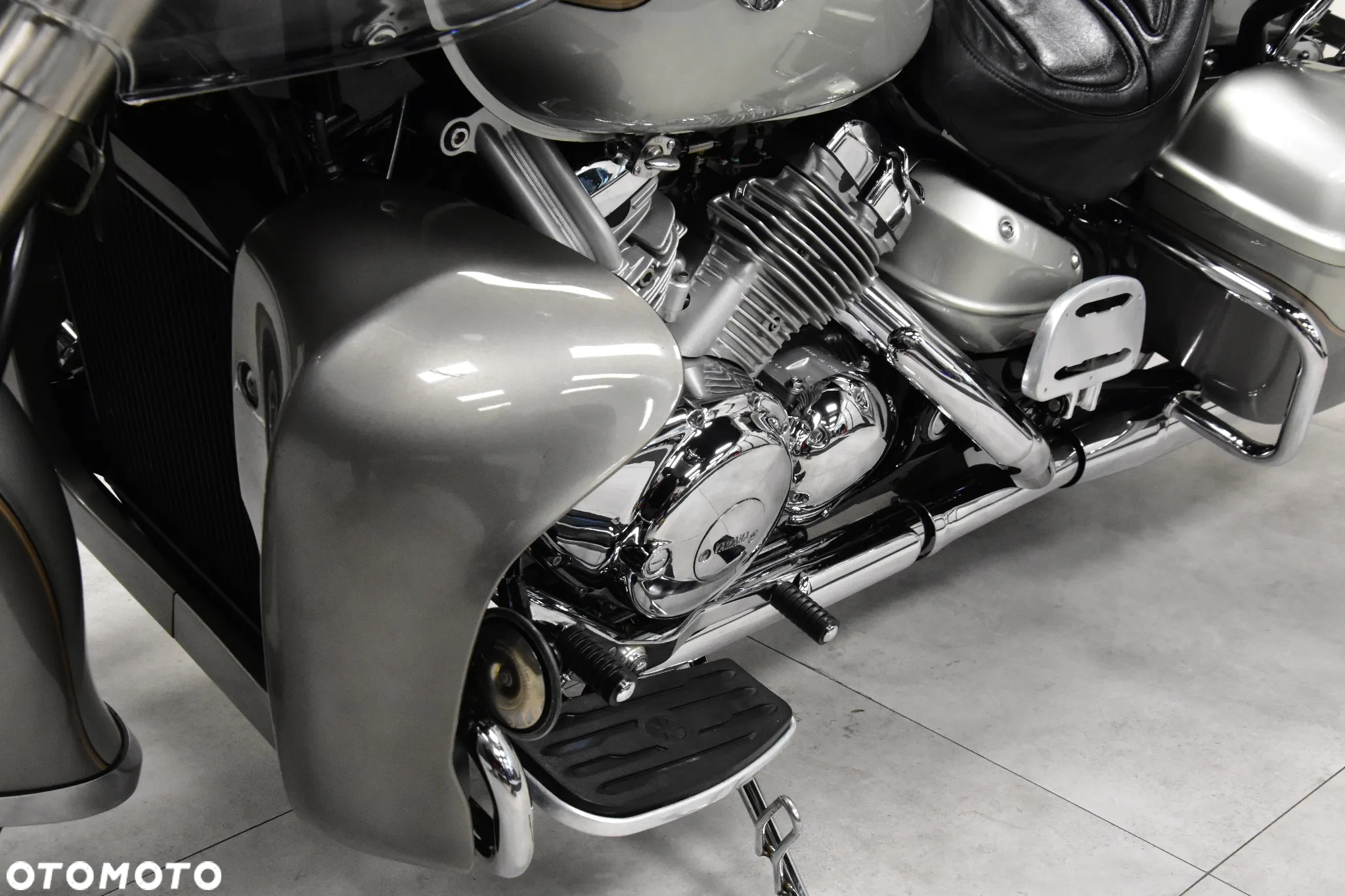Yamaha XVZ - 36