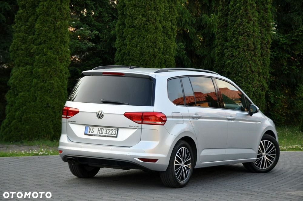 Volkswagen Touran - 6