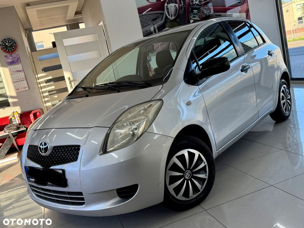 Toyota Yaris 1.0 Luna A/C - 22
