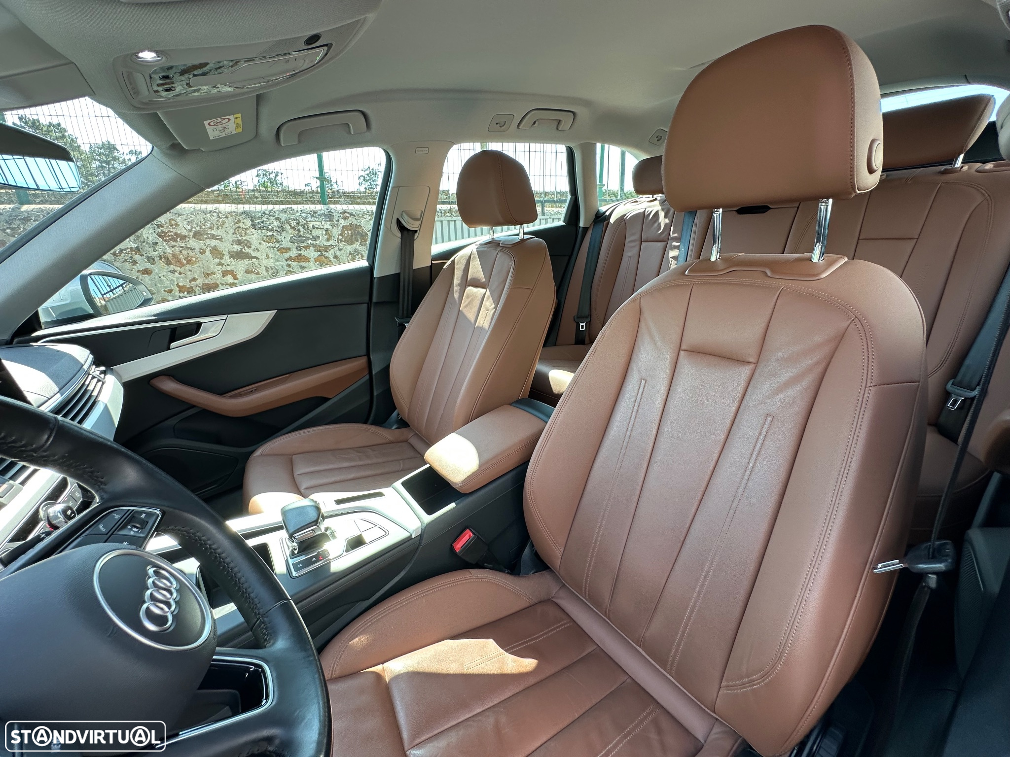 Audi A4 Avant 30 TDI Advanced S tronic - 19
