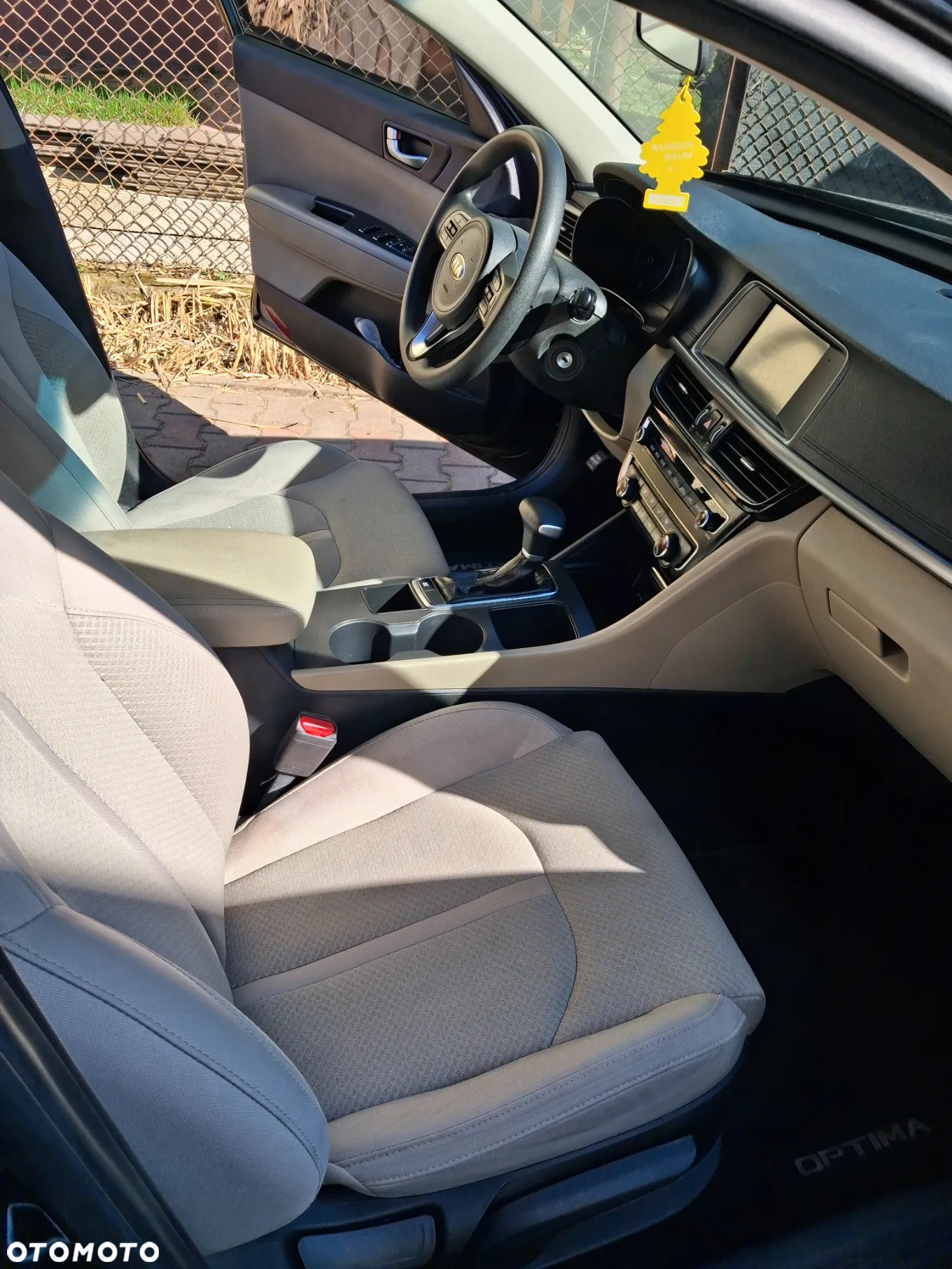 Kia Optima - 8