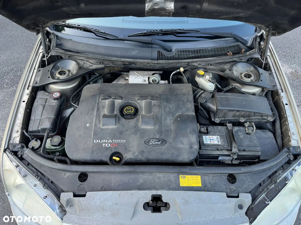 Ford Mondeo - 31