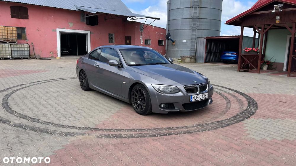 BMW Seria 3 335i M Sport Edition - 3