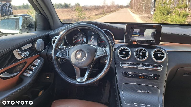 Mercedes-Benz GLC - 11