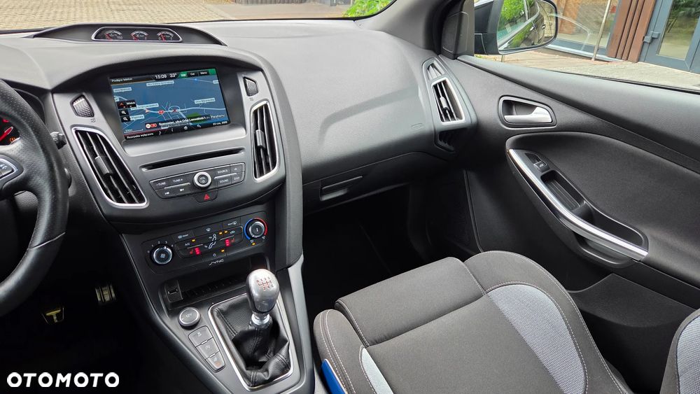 Ford Focus 2.0 TDCi ST-2 - 5