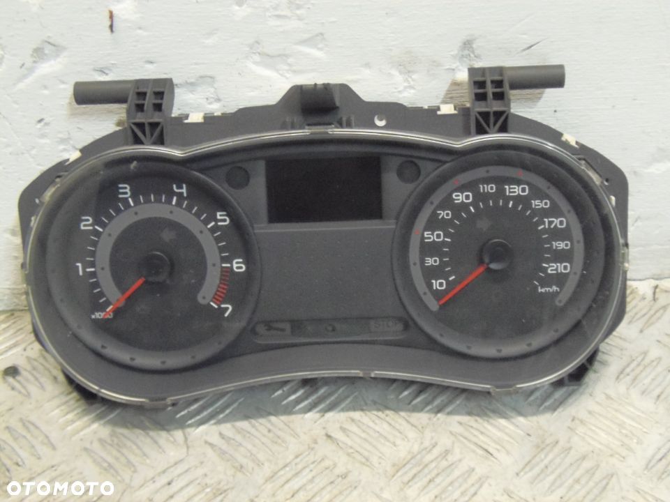 Renault Clio 3 III 05r 1.2 16V licznik - 1