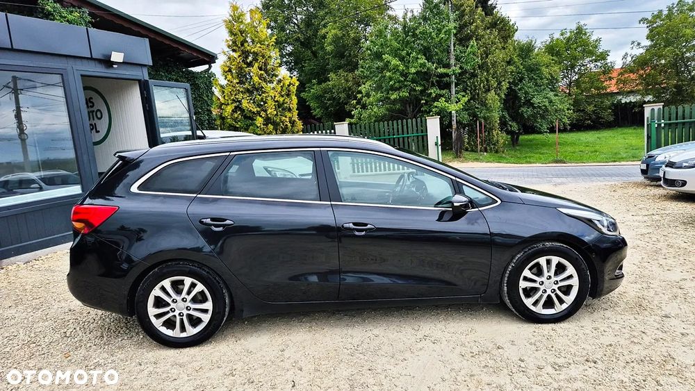 Kia Ceed 1.6 GDI Platinum Edition - 11