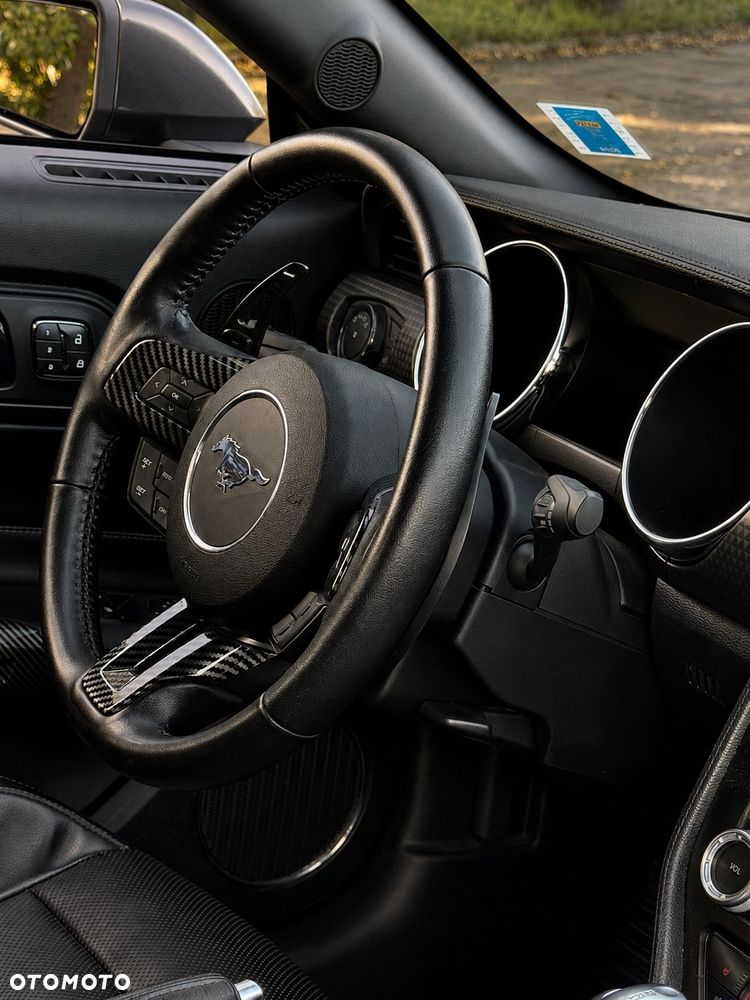 Ford Mustang - 23