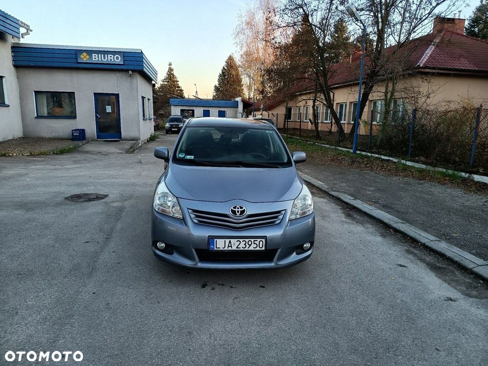 Toyota Verso - 9