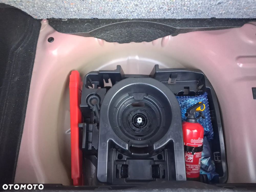 Citroën C3 1.2 PureTech Shine - 10