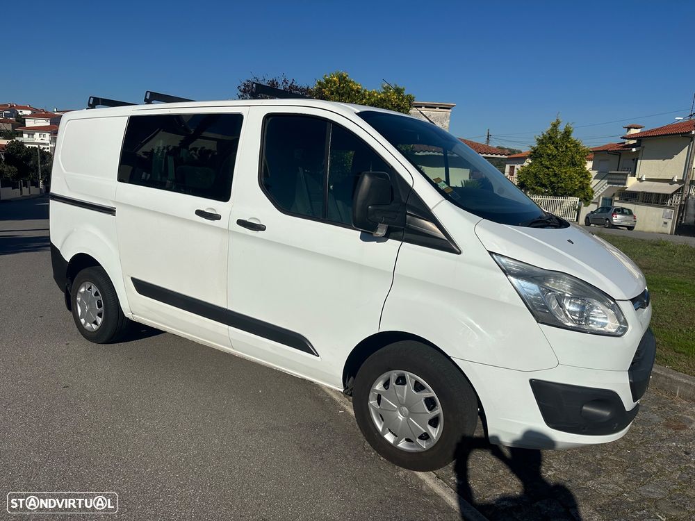 Ford Transit Custom 6 Lugares Nacional - 3