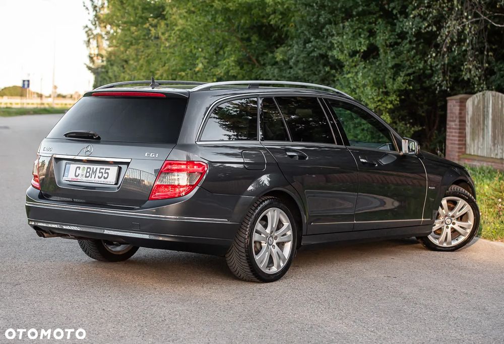 Mercedes-Benz Klasa C 180 BlueEFFICIENCY Avantgarde - 13