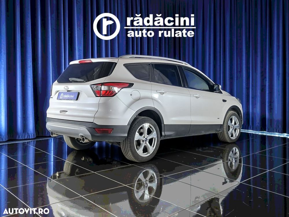 Ford Kuga - 7