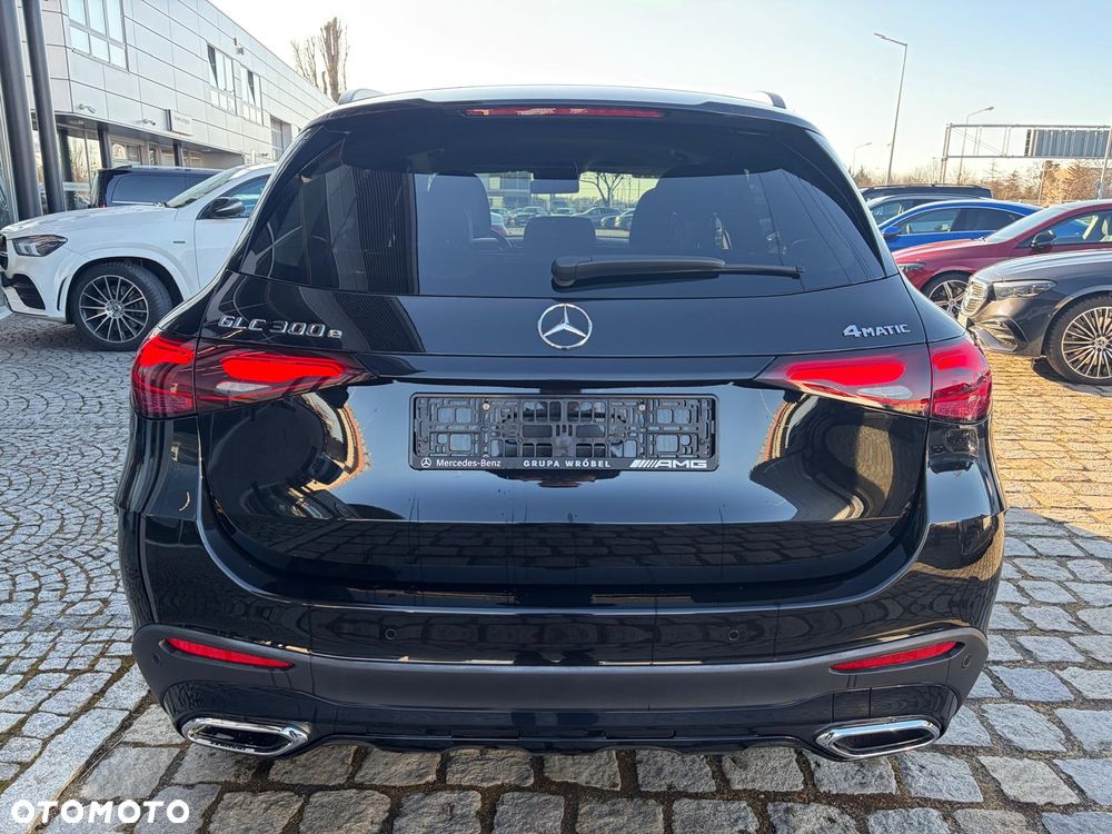 Mercedes-Benz GLC 300 e PHEV 4-Matic AMG Line - 5